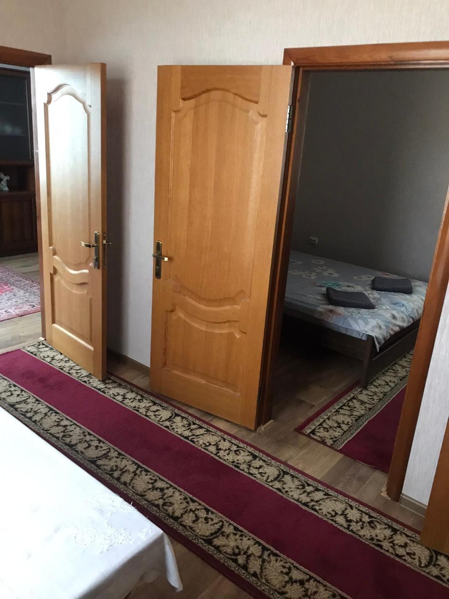 Готель Майовит Khmelʼnytsʼkyy Kültér fotó